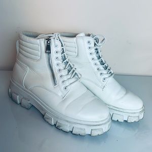 HIGHTOP WHITE DRESSY SNEAKERS